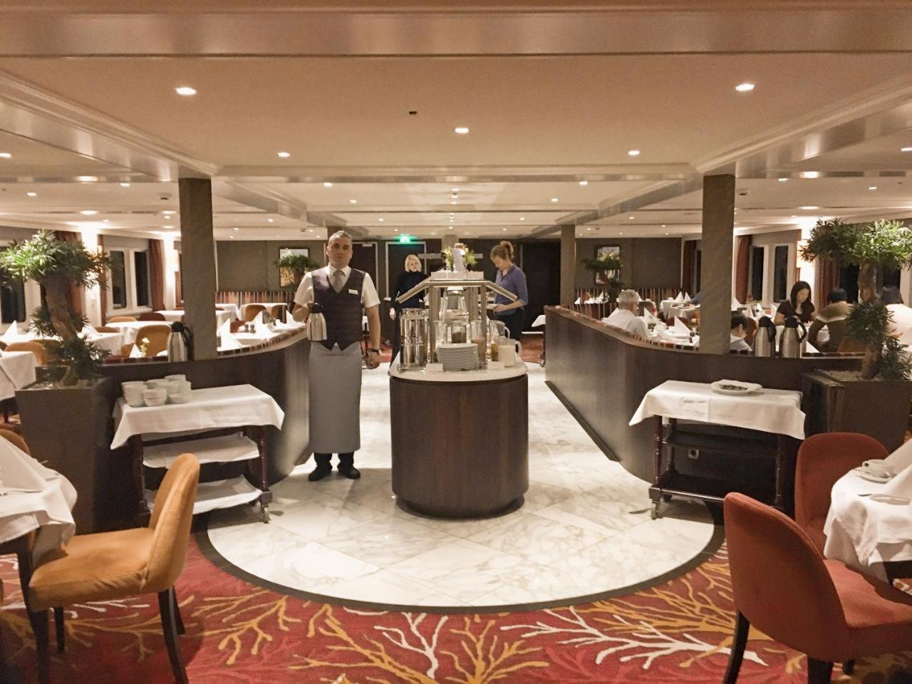 Select Ms Charles Dickens - Frankfurt Hotel Frankfurt pe Main Exterior foto